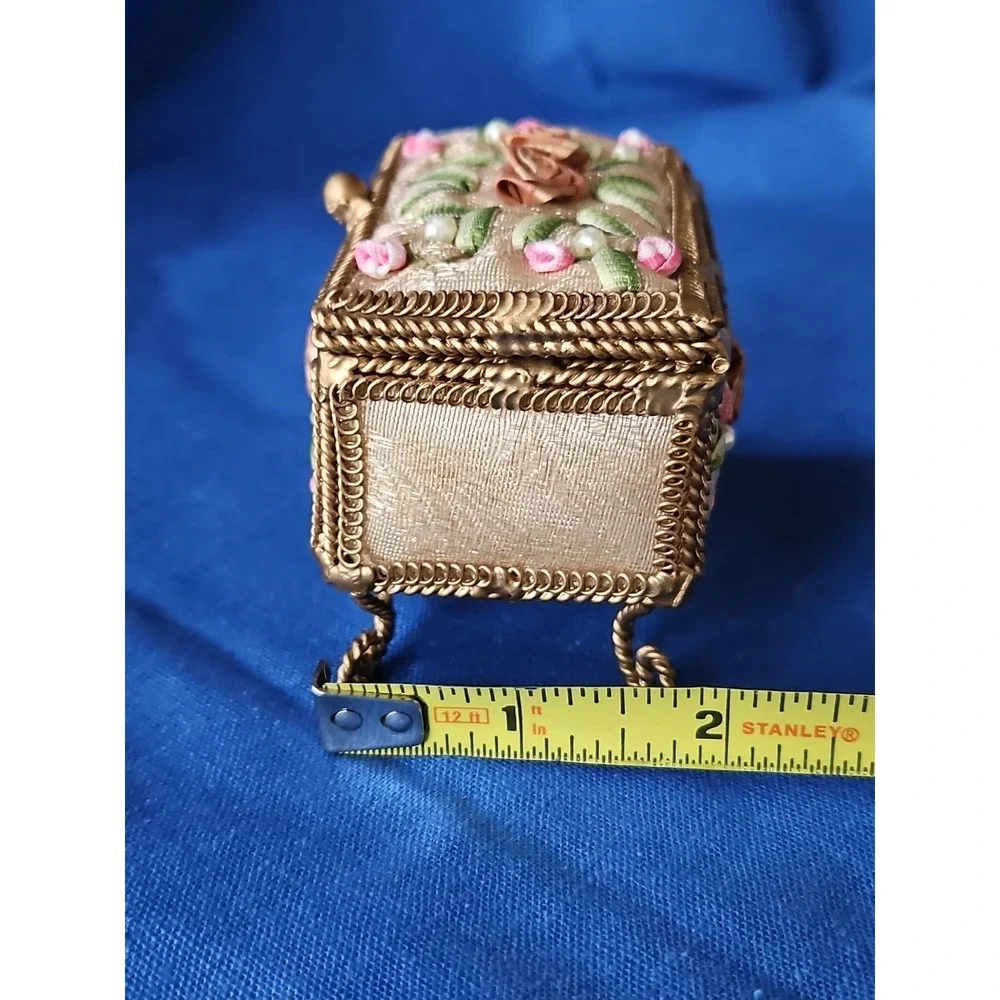 Hollywood Regency Trinket Box‎ Footed Twist Gold Ribbon Embroidery Shabby Chic